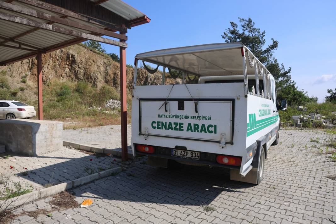 Kan donduran olay: Oğlunu öldürdü, parçalara ayırdı! 2